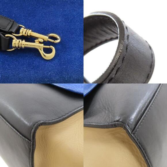 CELINE Trapeze Handbag in Calf Suede - Picture 9 of 11